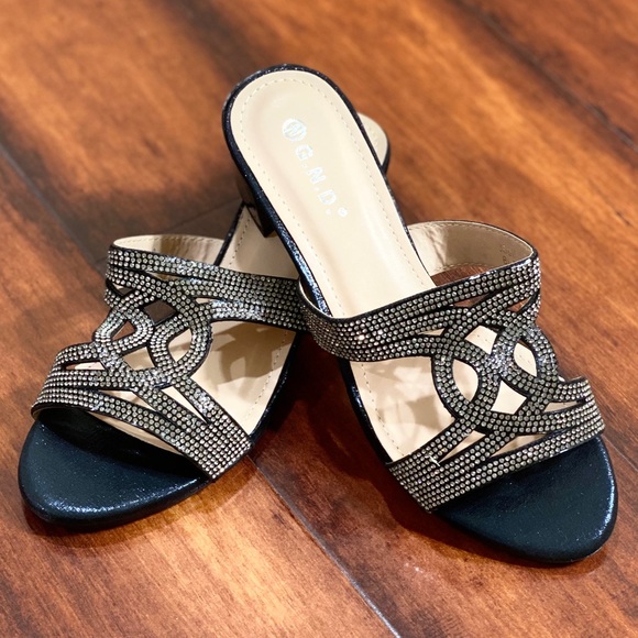 Women sandals - Picture 2 of 4